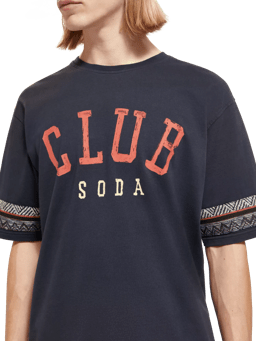 Scotch & Soda Relaxed fit club soda applique T-shirt in Organic Cotton 174587_0002_MDL_DTL1