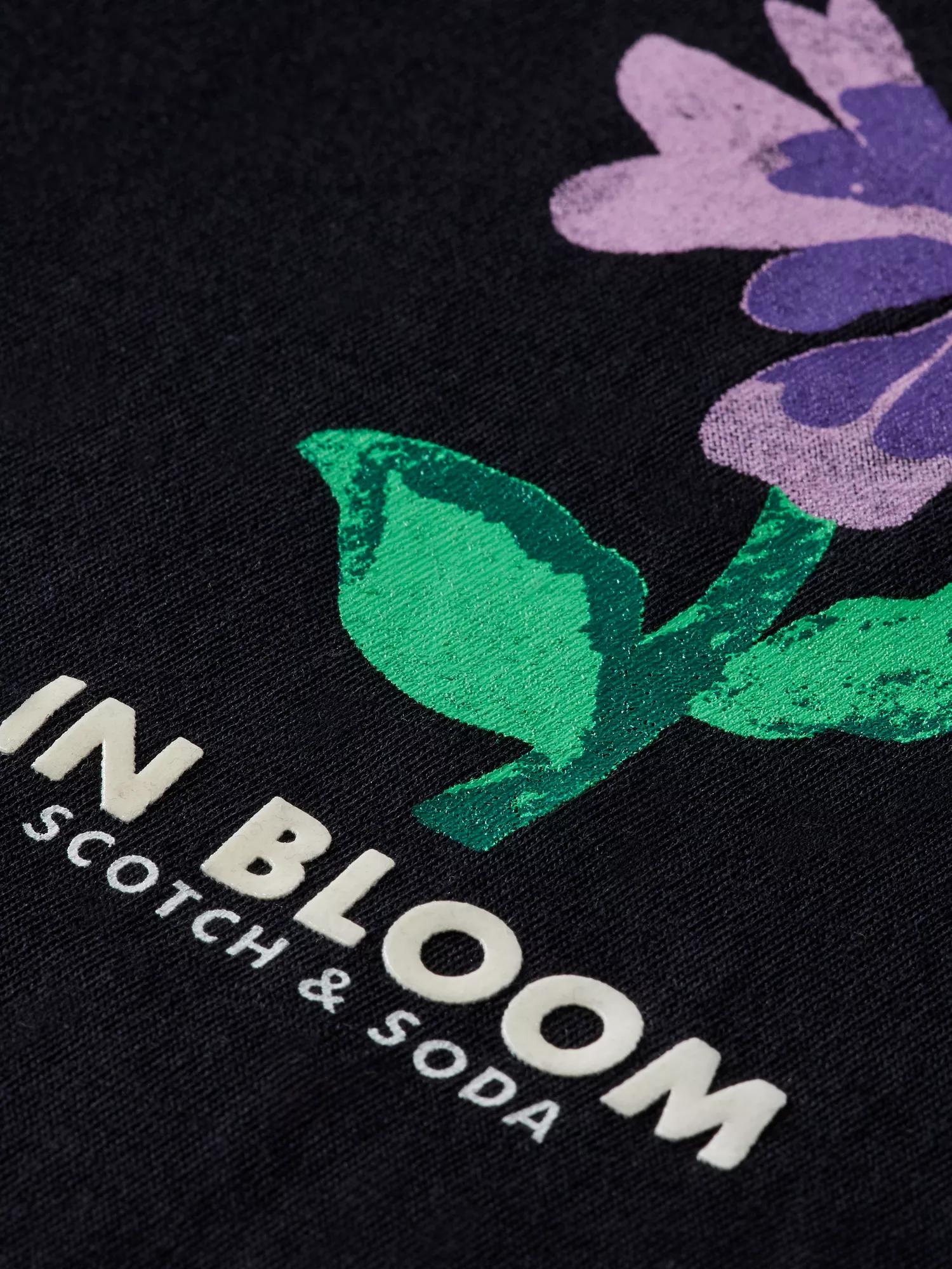 Scotch & Soda T-Shirt im Slim Fit aus Bio-Baumwolle mit Artwork DTL6