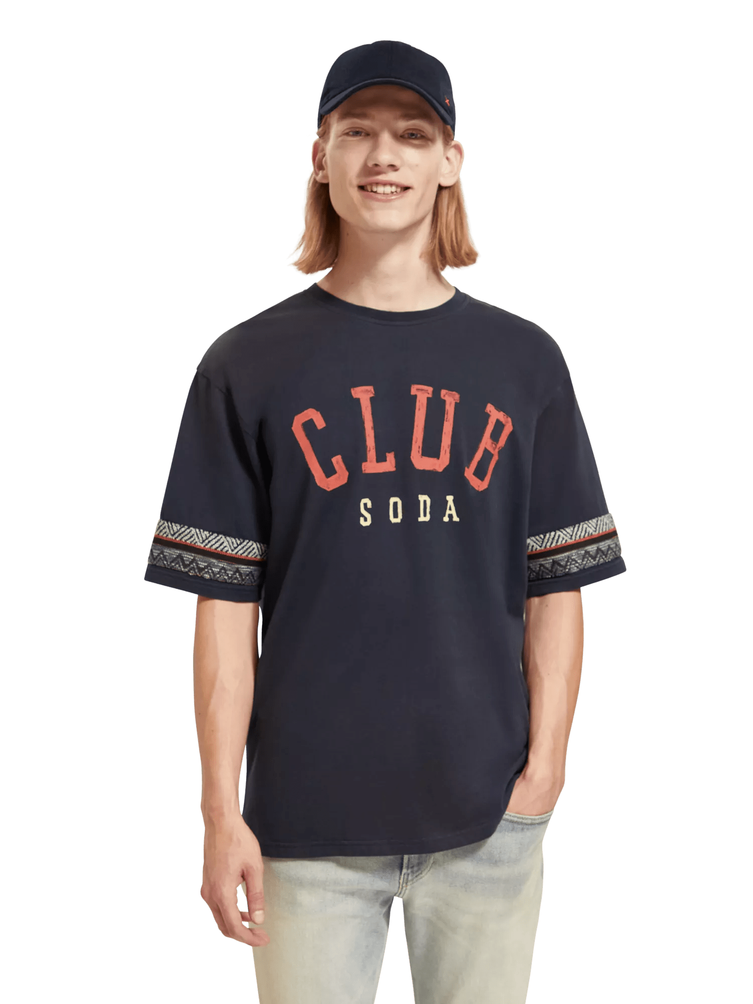 Scotch & Soda Relaxed fit club soda applique T-shirt in Organic Cotton 174587_0002_MDL_CRP