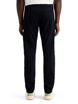 Scotch & Soda Ralston - Regular Slim fit garment-dyed 5-pocket pants MDL-BCK